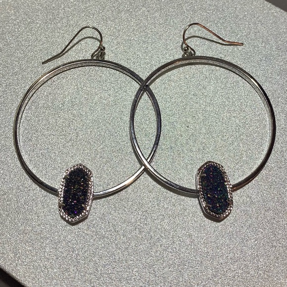 Kendra Scott Elora Hoop Drop Earrings - Picture 6 of 9